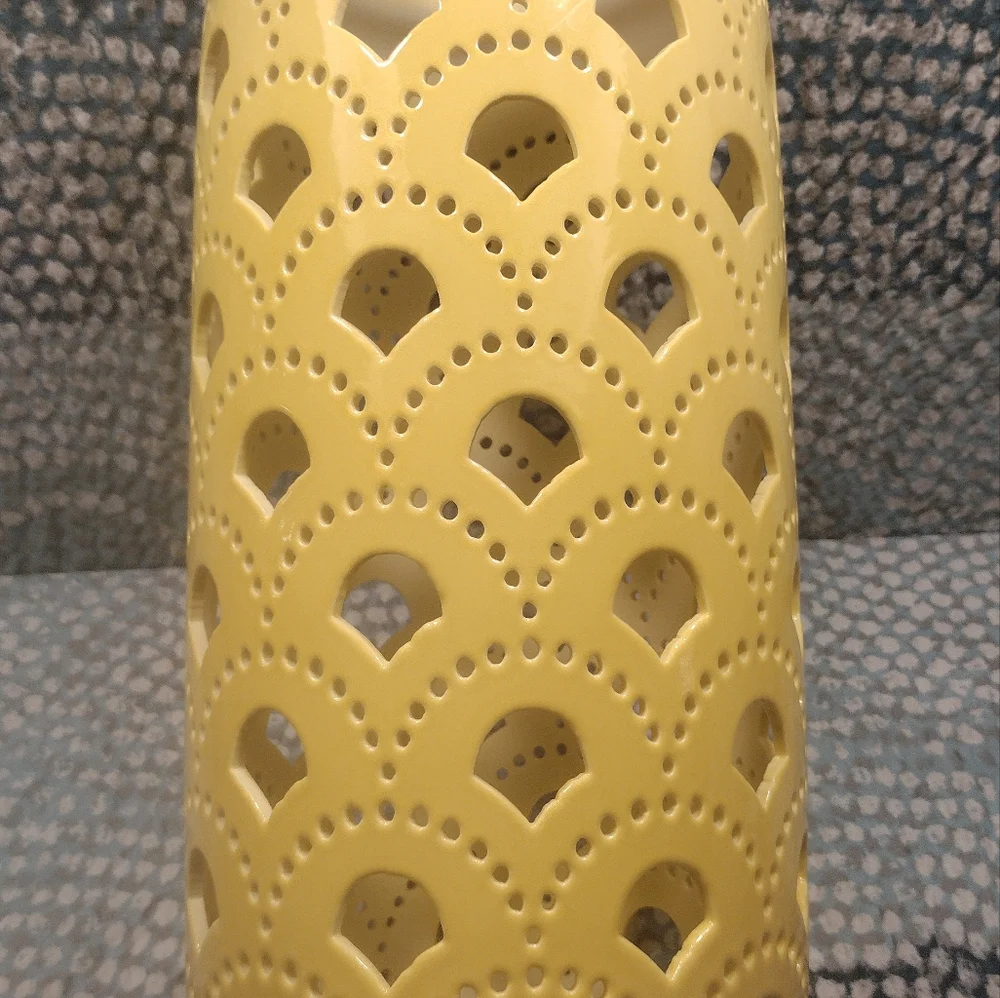 Yellow Ceramic Vase/Lantern